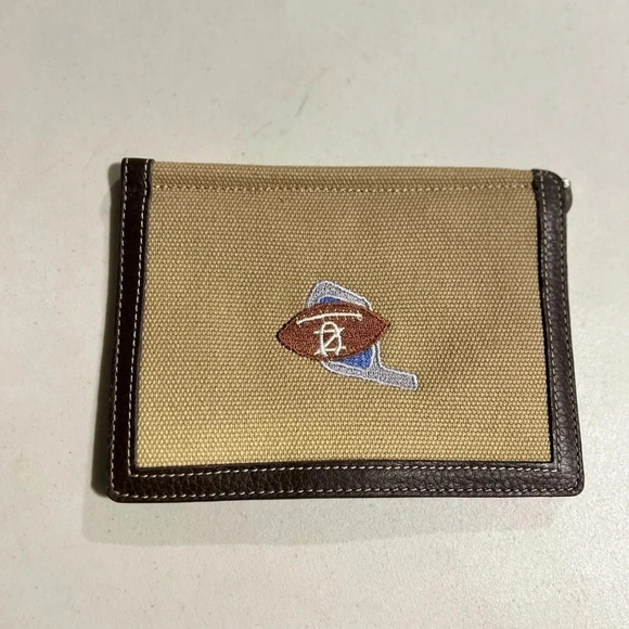 NC Peter Millar  Football 🏈 & Golf ⛳️ Scorecard Holder - Picture 3 of 6